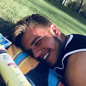 Meet your Posher, Cole